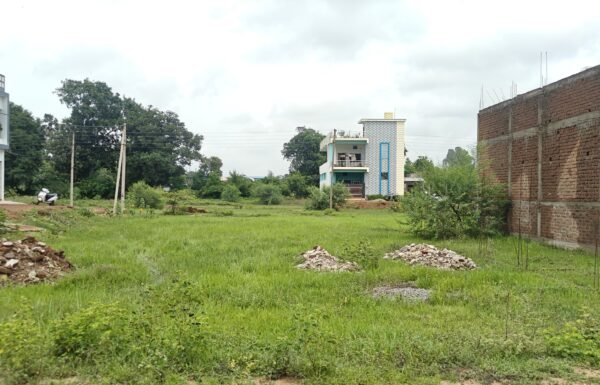 "Residential plots for sale in Jalvihar Colony Rudri Road Dhamtari – 775 per sqft, ready for construction"